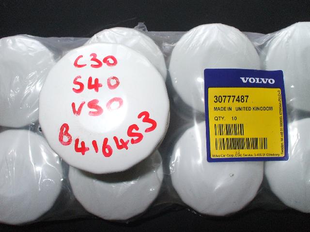 VOLVO S40 1.6 PETROL OIL FILTER 2004-2012